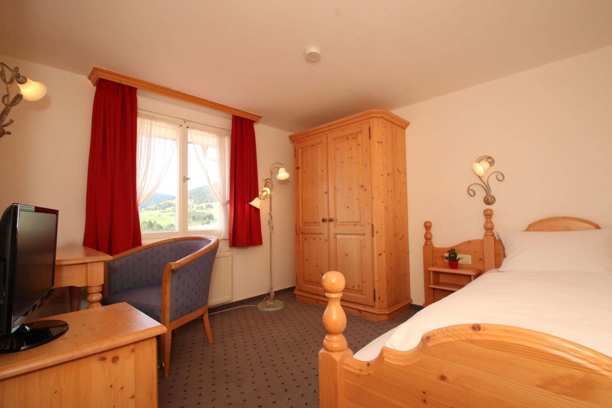 Hotel Landgasthof Adler Altenrond Kültér fotó